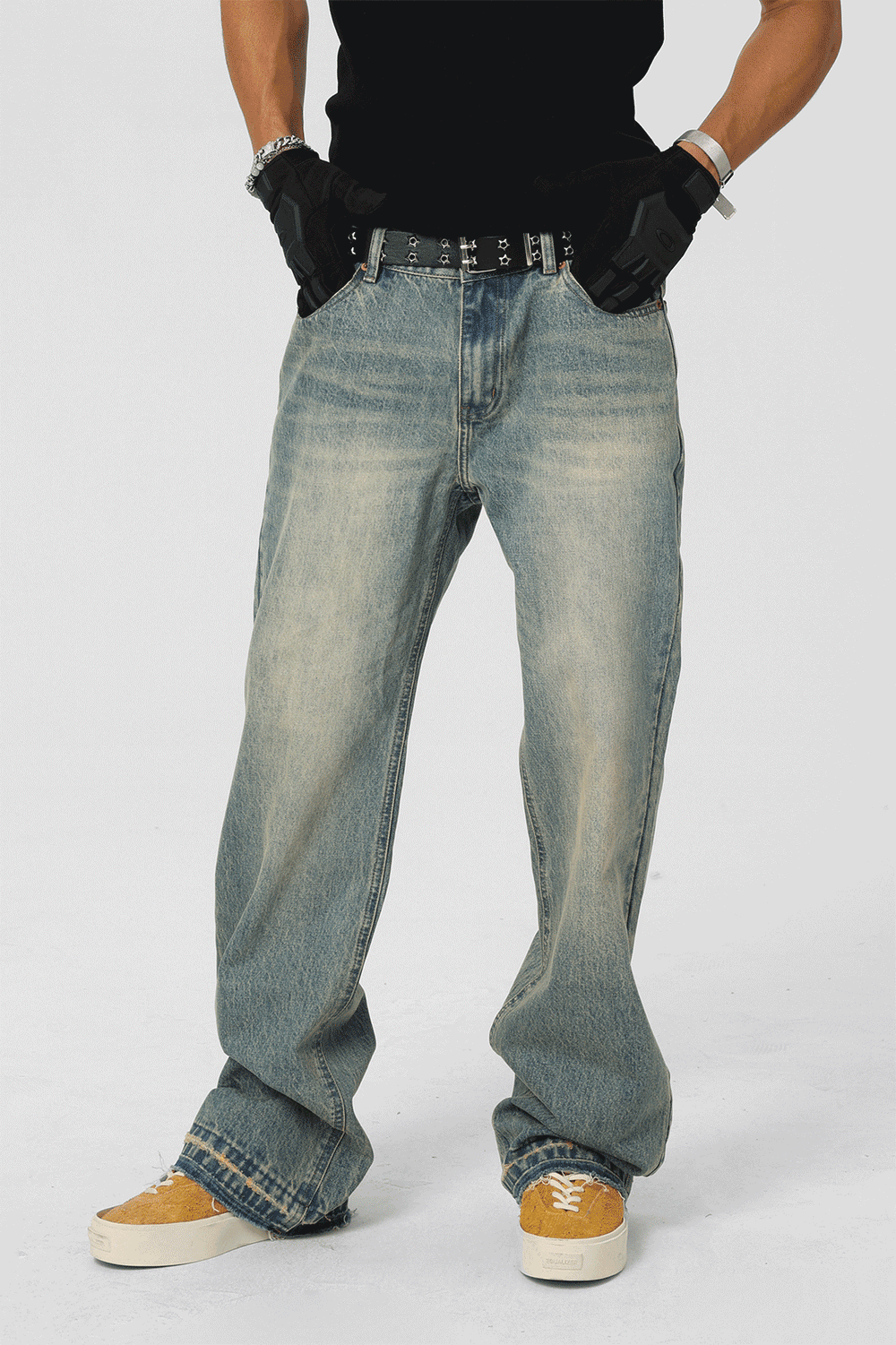 JHYQ Frayed Embroidery Crown Denim Jeans