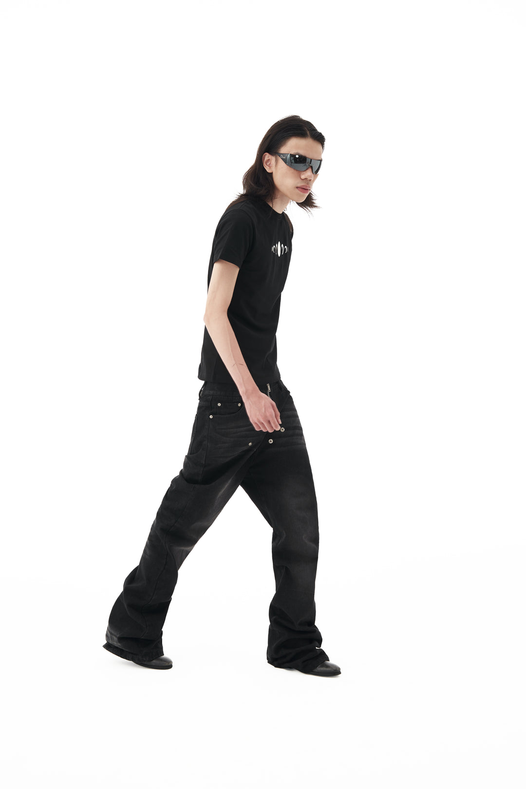 KARMANISTIC Rivet Zipper Fly Washed Flared Jeans | Face 3 Face