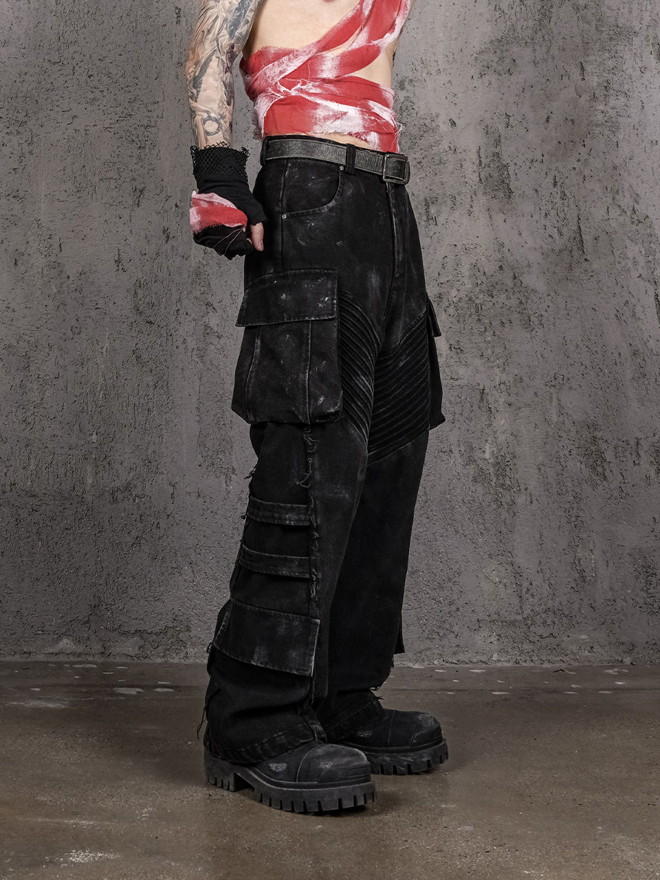 UNDERWATER Aged Deconstructed Multi Pocket Flared Cargo Jeans | Face 3 Face
