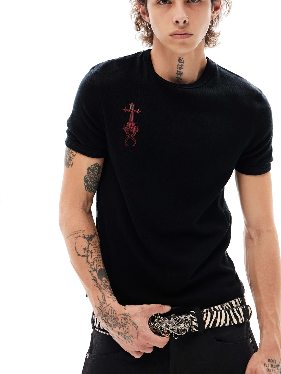 KARMANISTIC Cross Letter Print Slim Fit Short Sleeve Tee | Face 3 Face