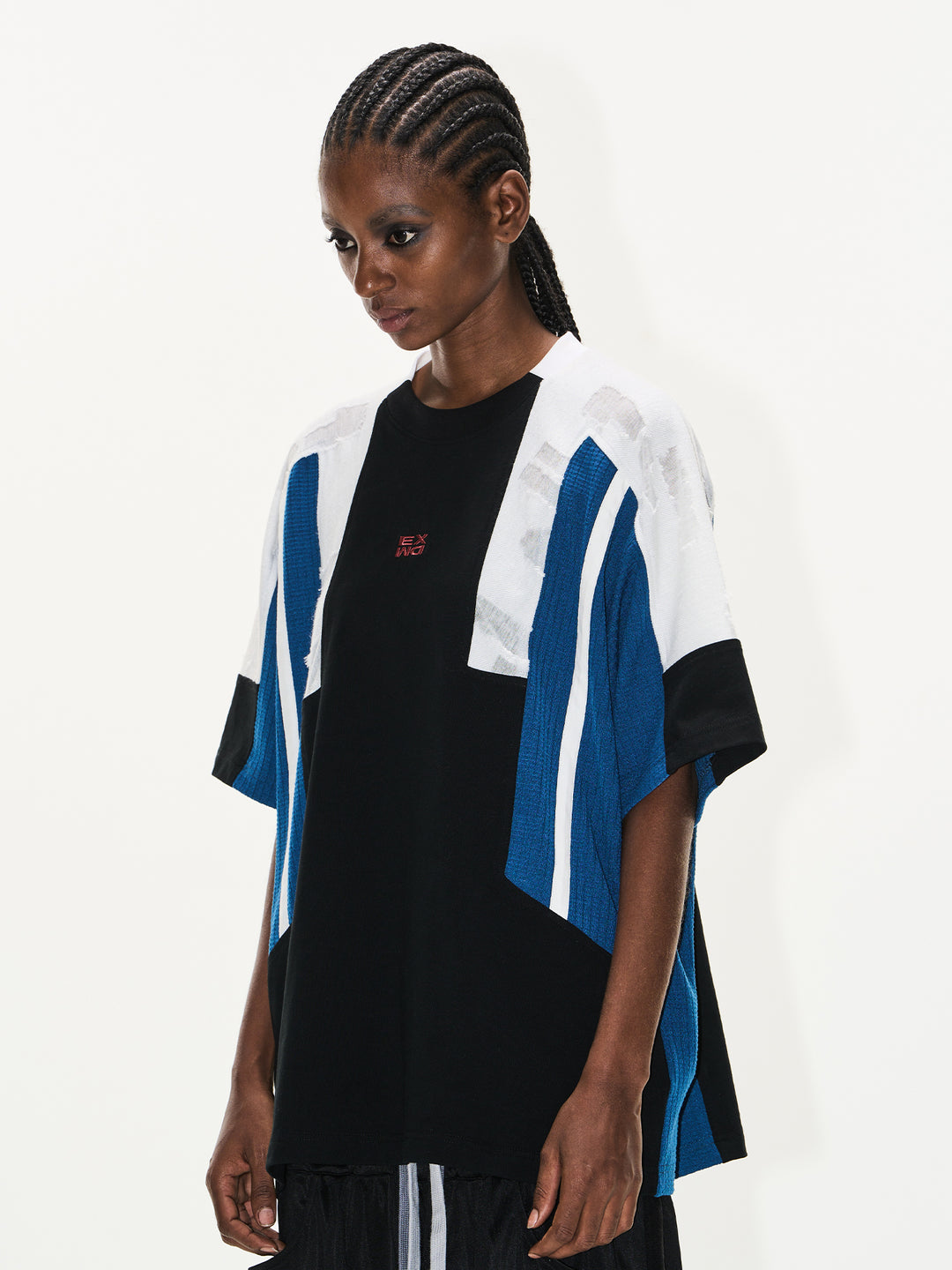 BLIND NO PLAN Colorblocked Textured Embroidery Tee | Face 3 Face