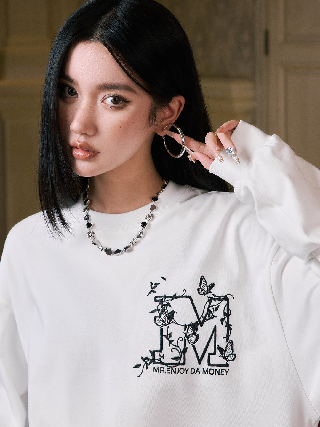 MEDM Big M Butterfly Vine Embroidered Long Sleeve Tee | Face 3 Face