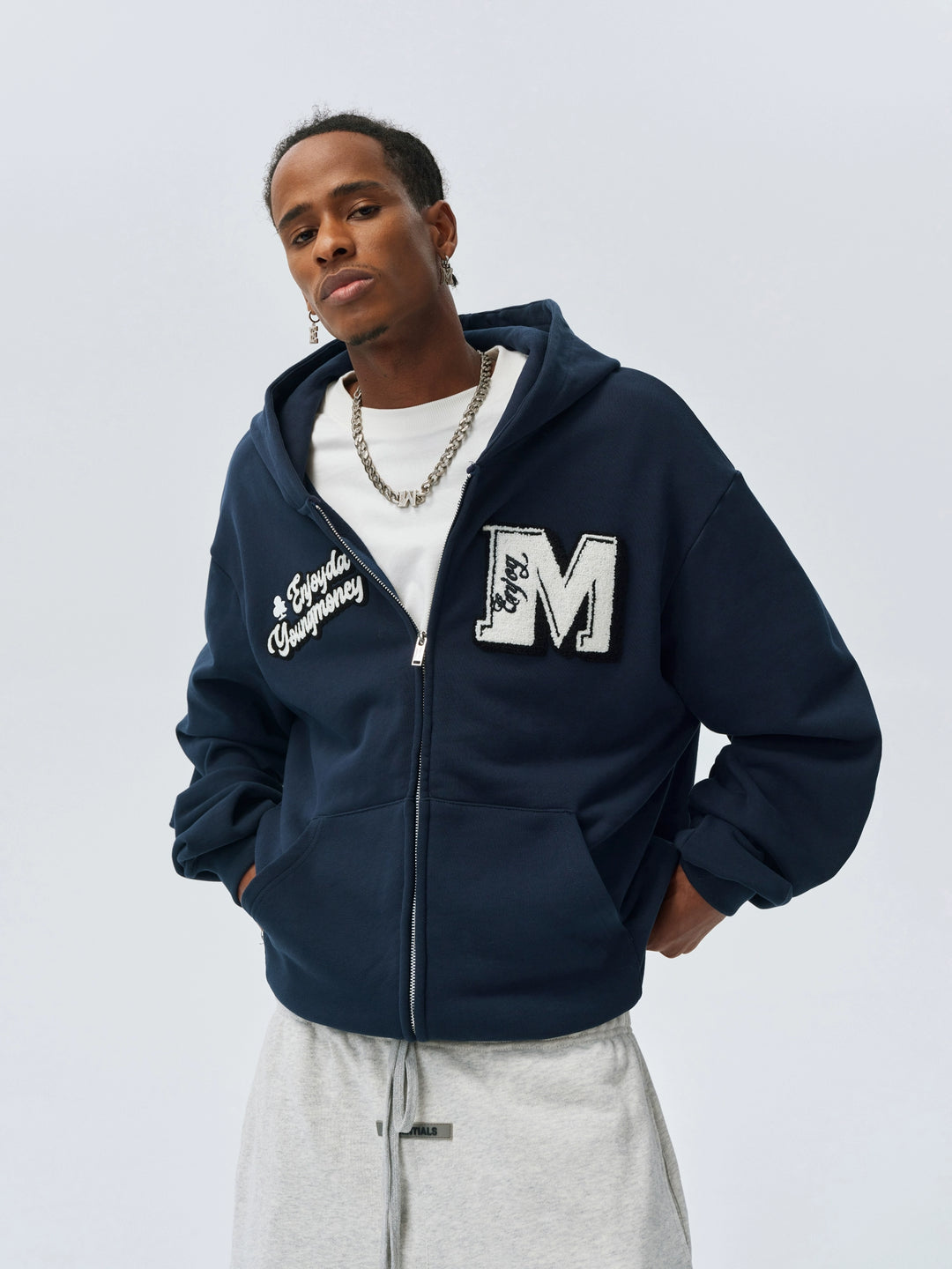 MEDM Towel Applique Embroidery Zip-Up Hoodie | Face 3 Face