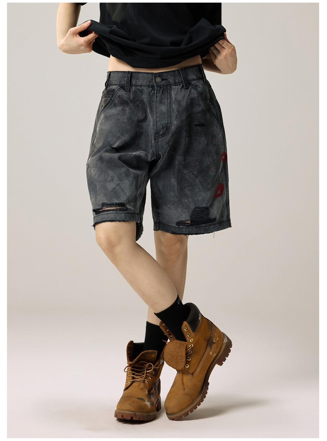 Remedy Kiss Mark Distressed Hole Work Painter Shorts | Face 3 Face