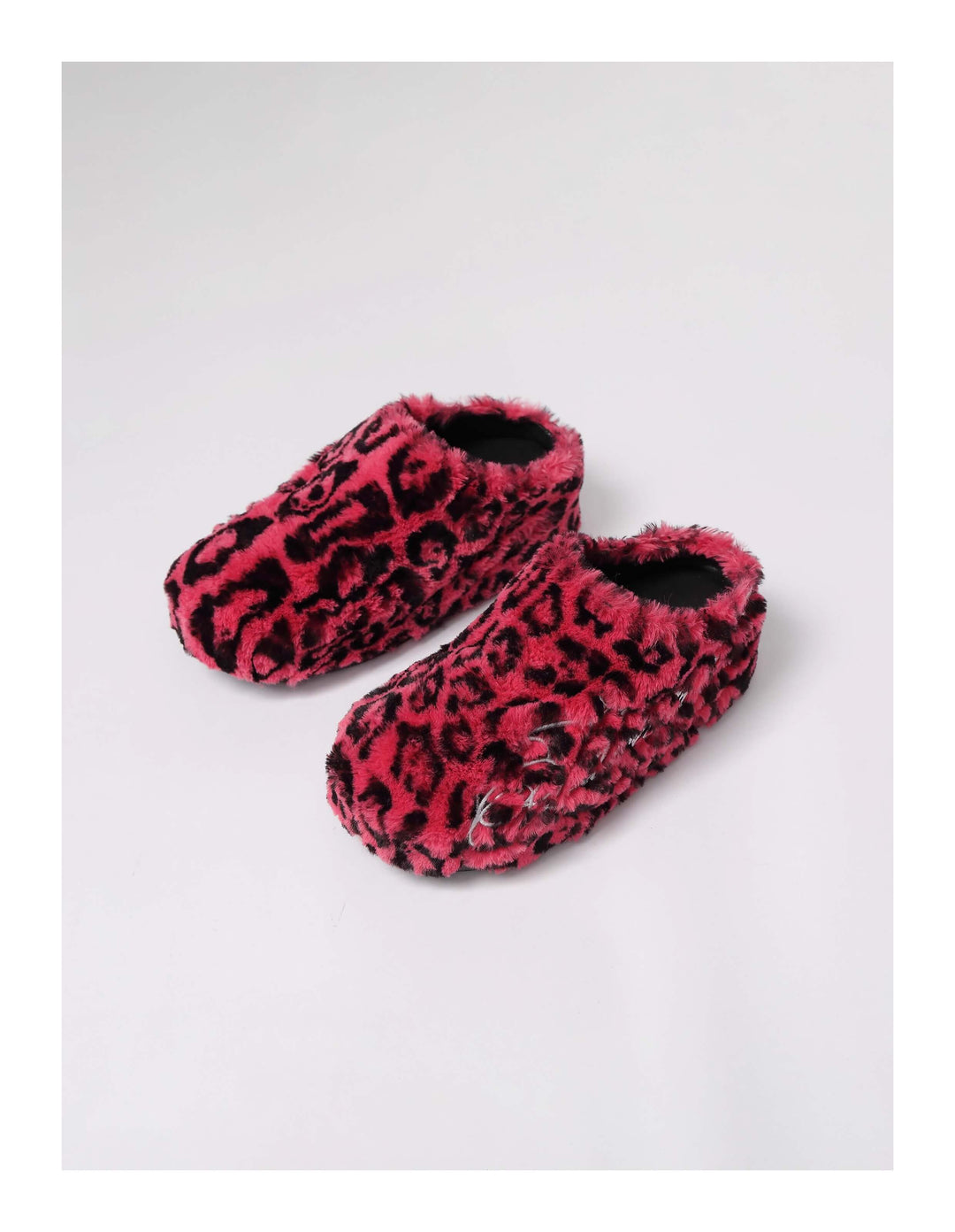 KARMANISTIC Rose White Leopard Fur Embroidered Slipper Clogs | Face 3 Face