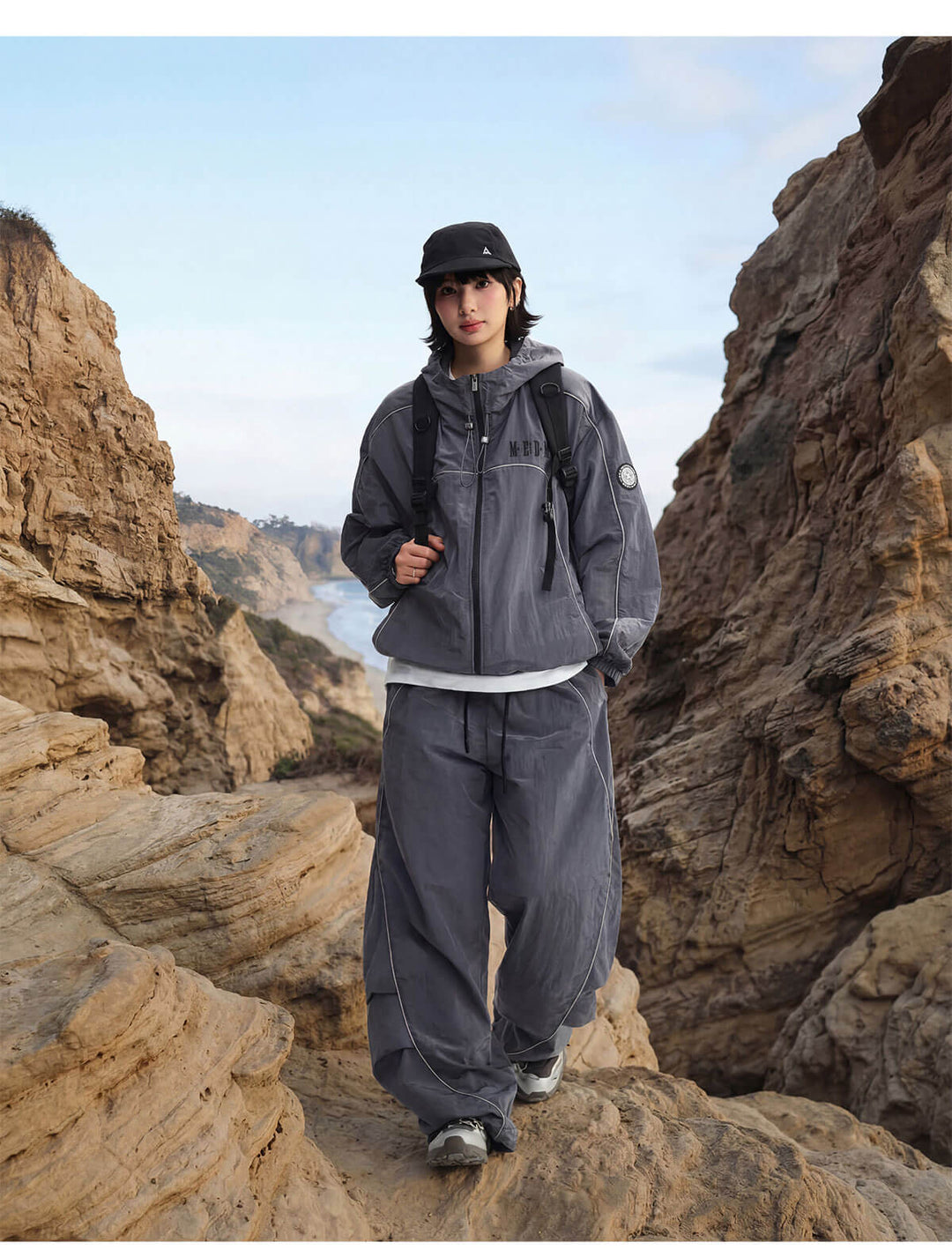 MEDM Lightweight Outdoor Hooded Jacket | Face 3 Face