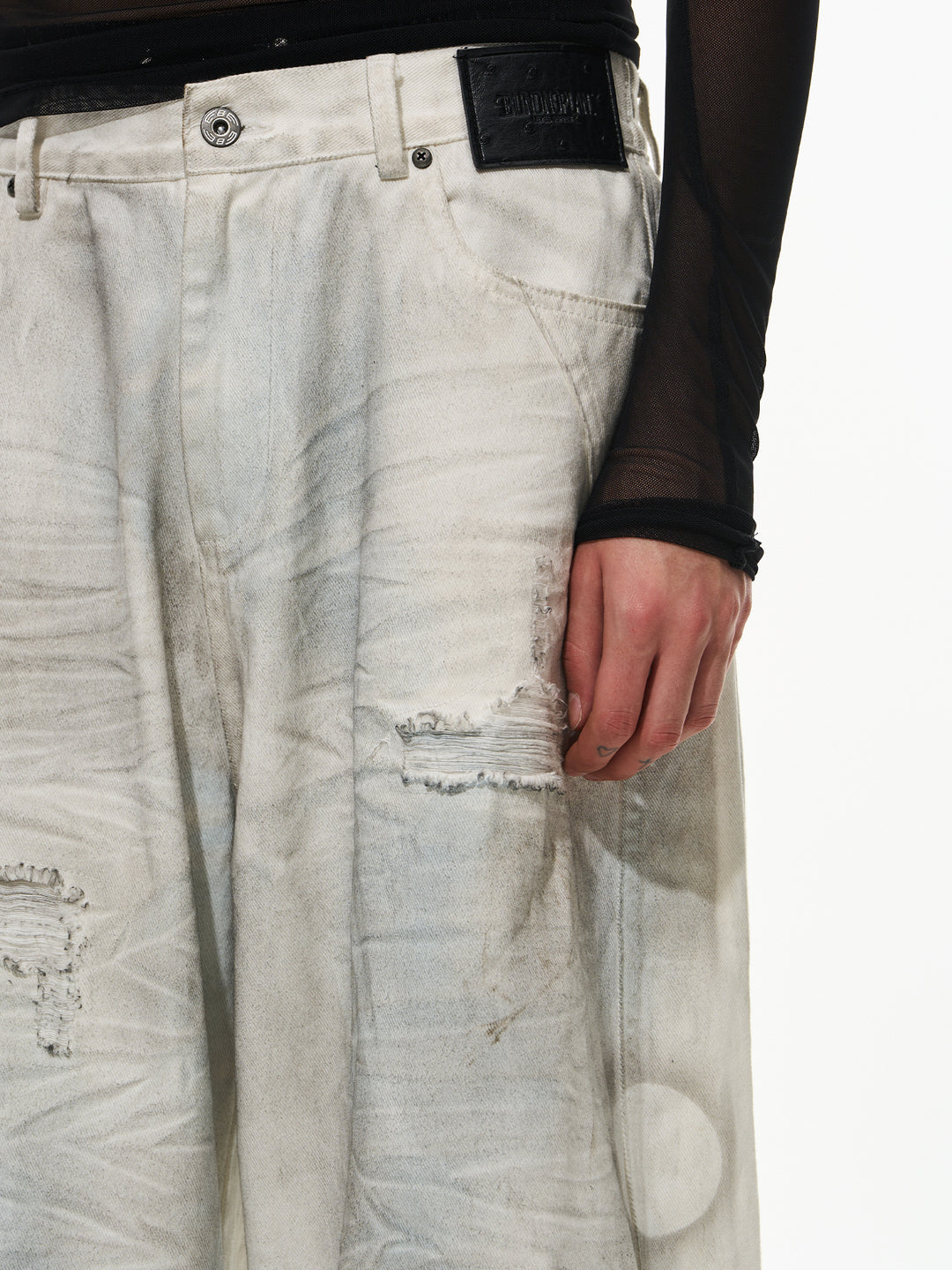 BLIND NO PLAN Washed Mud-Dyed Ripped White Baggy Jeans | Face 3 Face