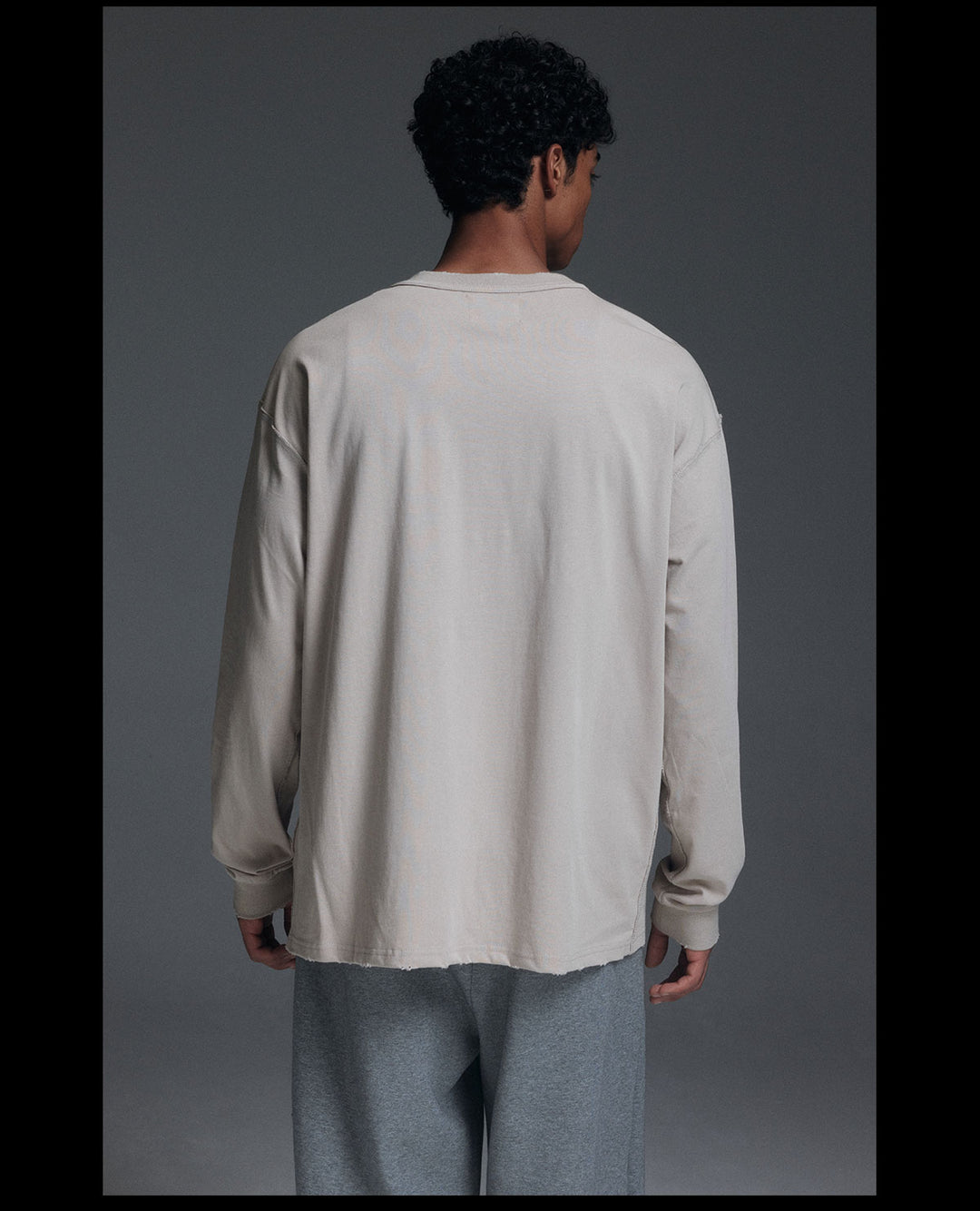 NOVACAM Novacam Art Room Backstitching Frayed Long Sleeve Tee | Face 3 Face