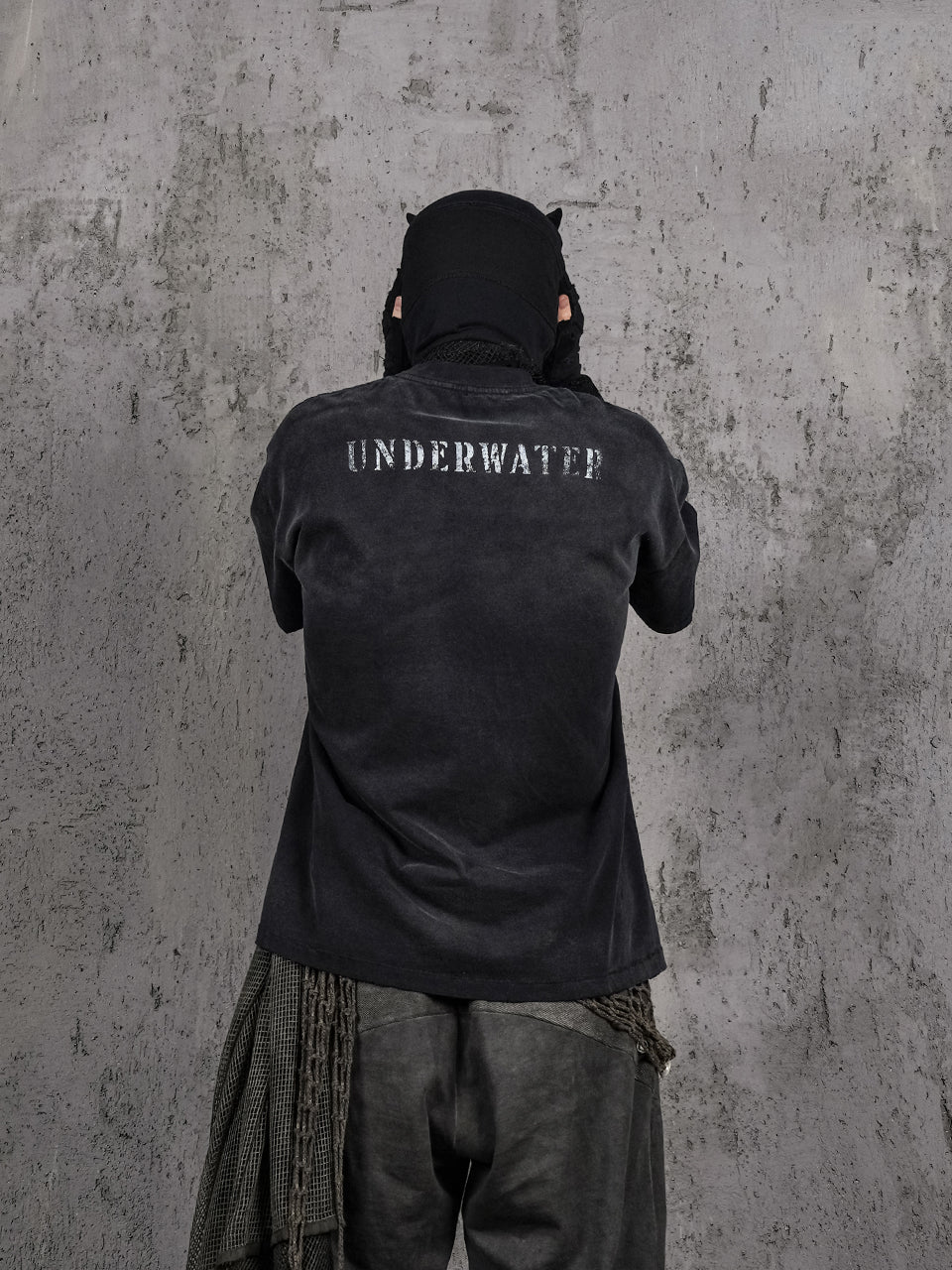 UNDERWATER Aged Wash Damage Vintage Pocket Tee | Face 3 Face