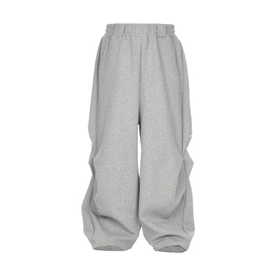 STEEPC Dimensional Cut Pleated Baggy Sweatpants | Face 3 Face