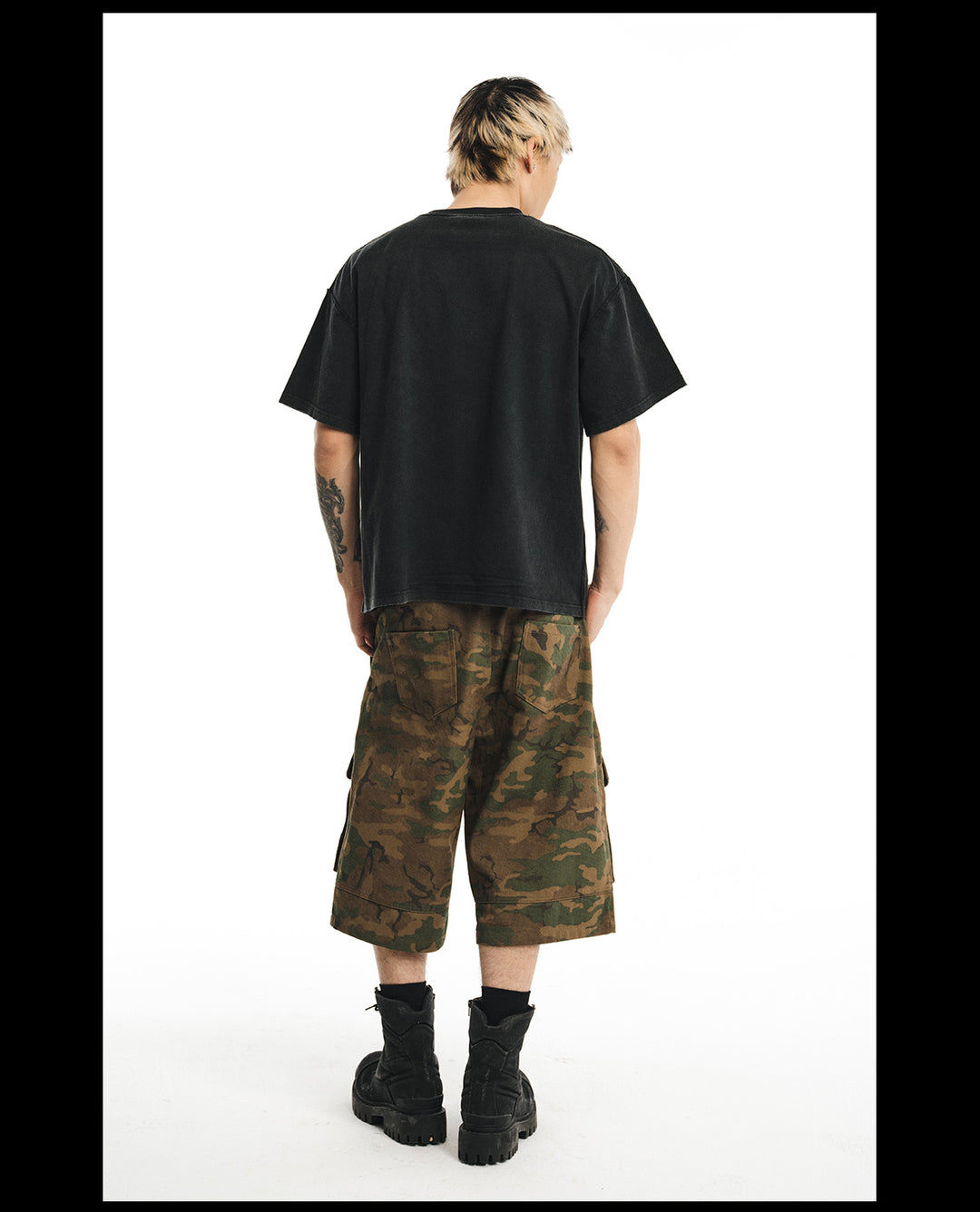 NOVACAM Vintage Rock Washed Black Stitch Tee | Face 3 Face