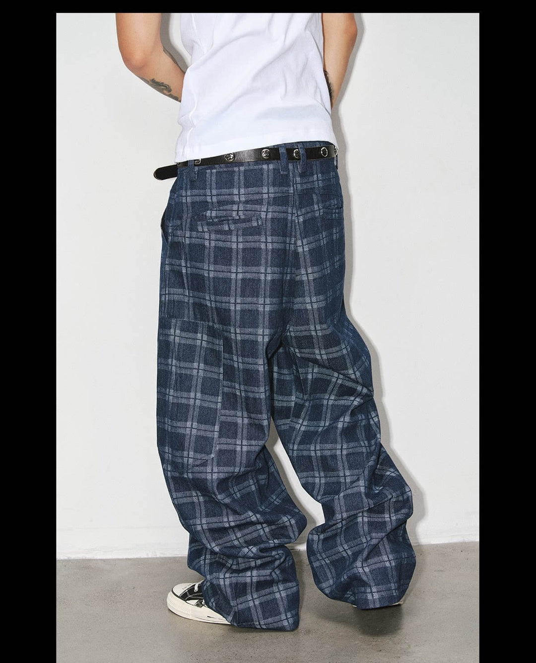 NOVACAM Checkered Curved Baggy Jeans | Face 3 Face