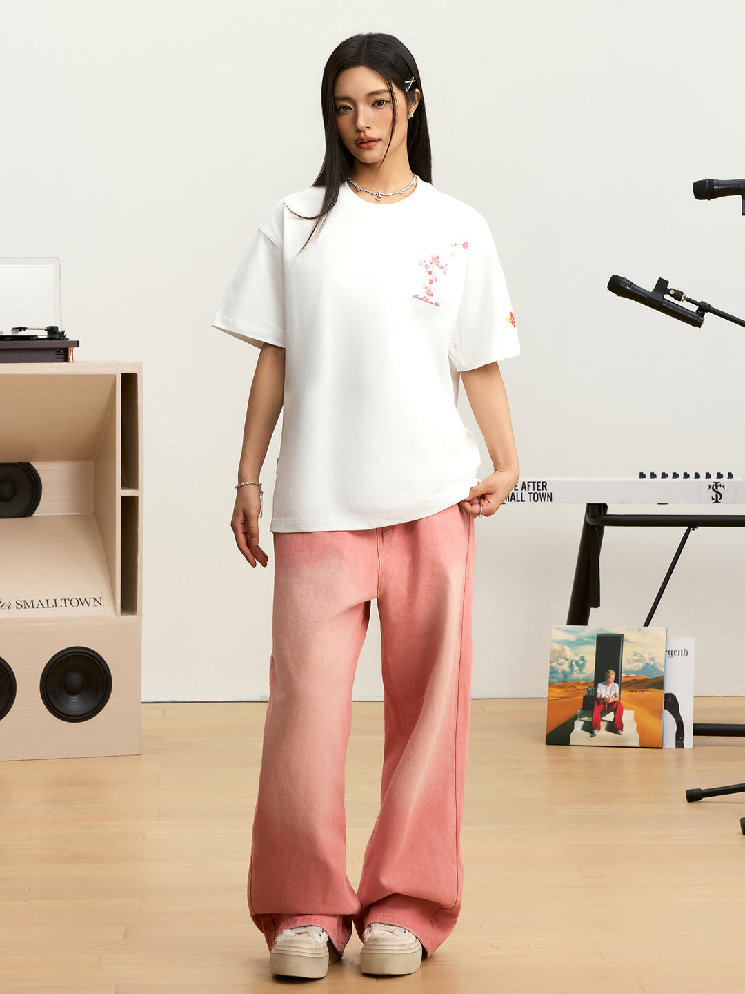 Small Town Kid Daisy Flower Logo Tee | Face 3 Face