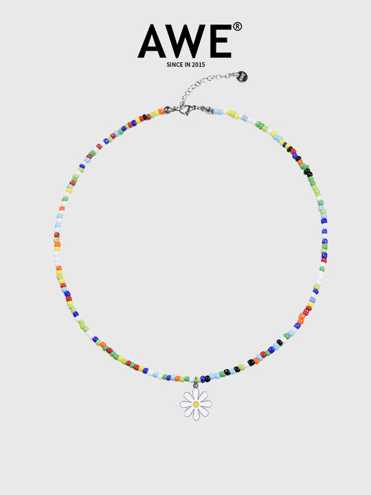 AWE Colorful Beaded Daisy Necklace | Face 3 Face