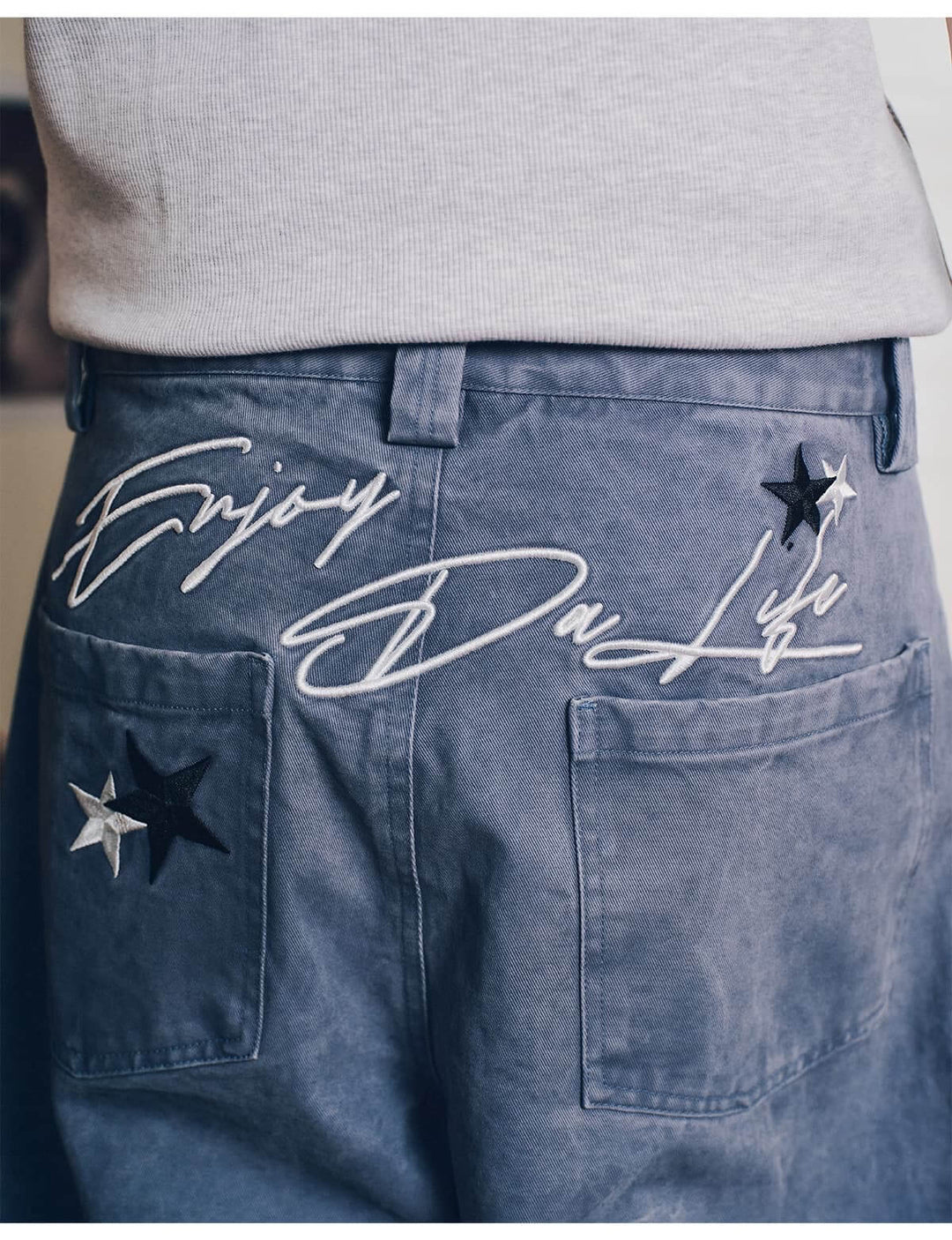 MEDM 3D Star Logo Embroidered Pleat Curved Baggy Pants | Face 3 Face