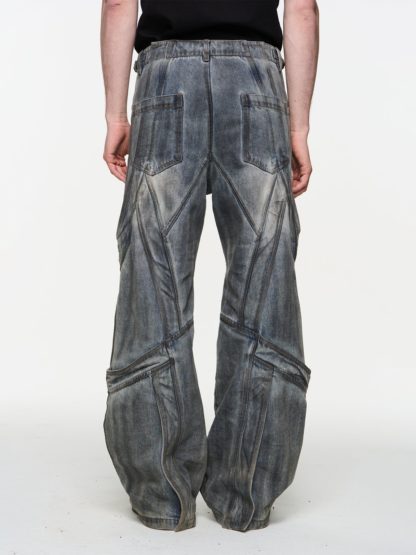 BLIND NO PLAN Multi Fly Split Structure Washed Distressed Jeans | Face 3 Face