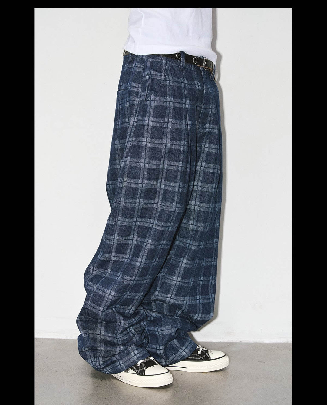 NOVACAM Checkered Curved Baggy Jeans | Face 3 Face