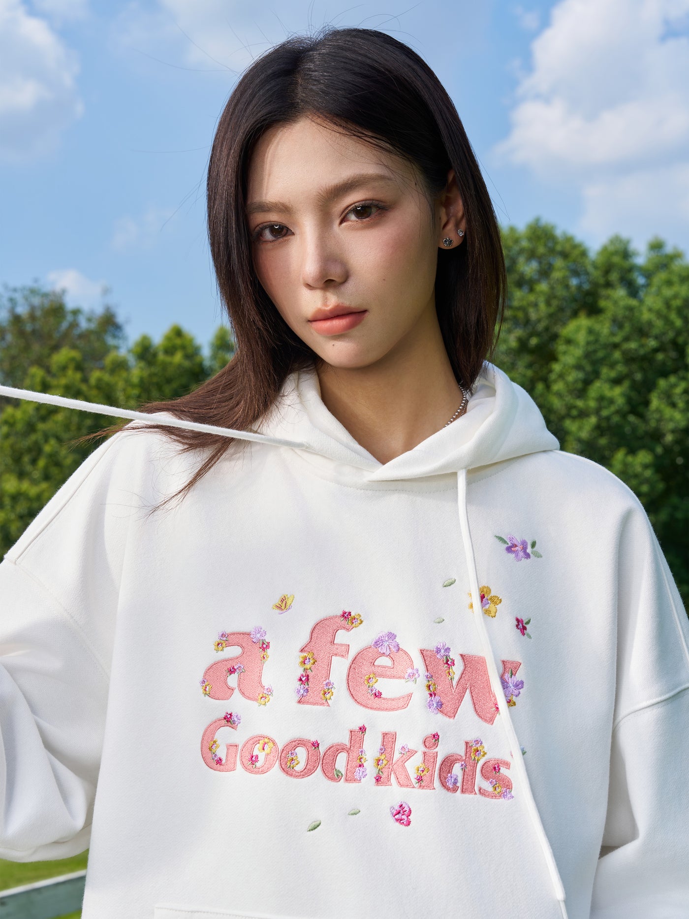 AFGK Butterfly Flower Flying Embroidery Hoodie | Face 3 Face