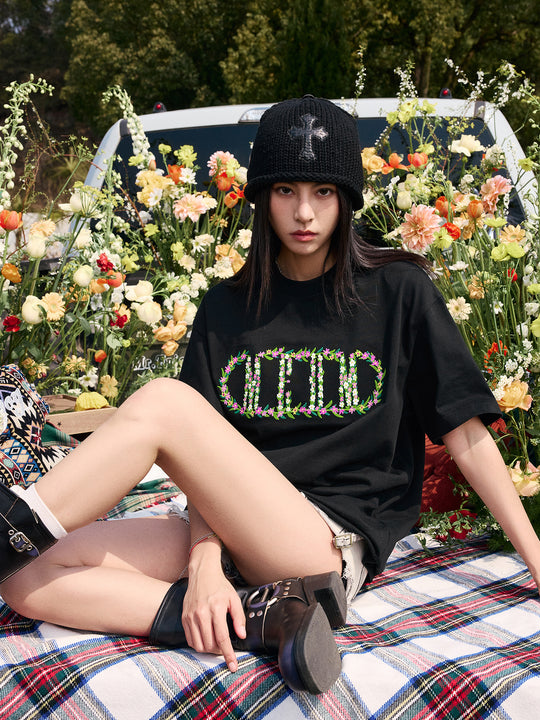 MEDM Capsule Wreath Embroidery Tee
