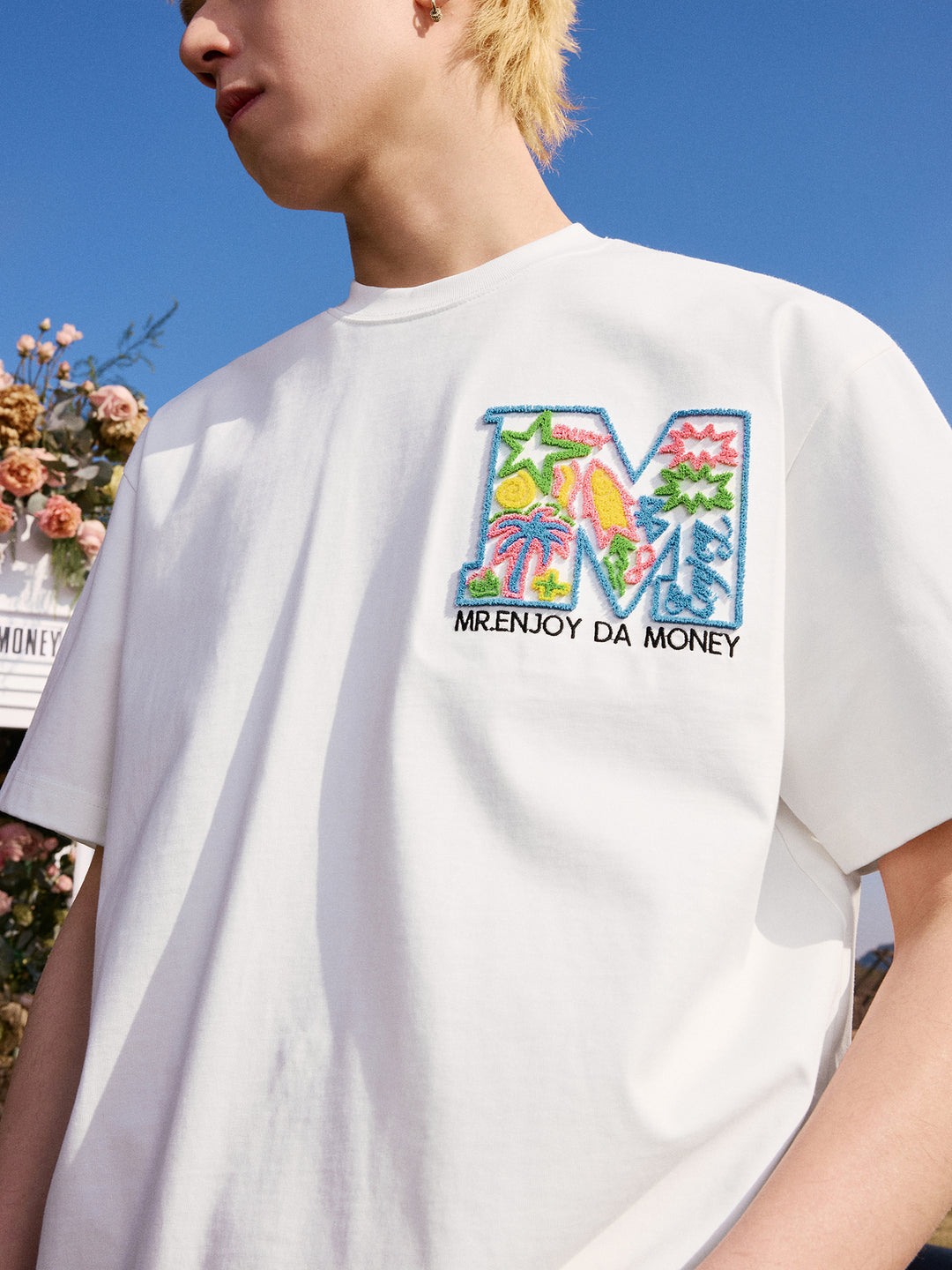 MEDM Coconut Star Embroidered M Label Tee