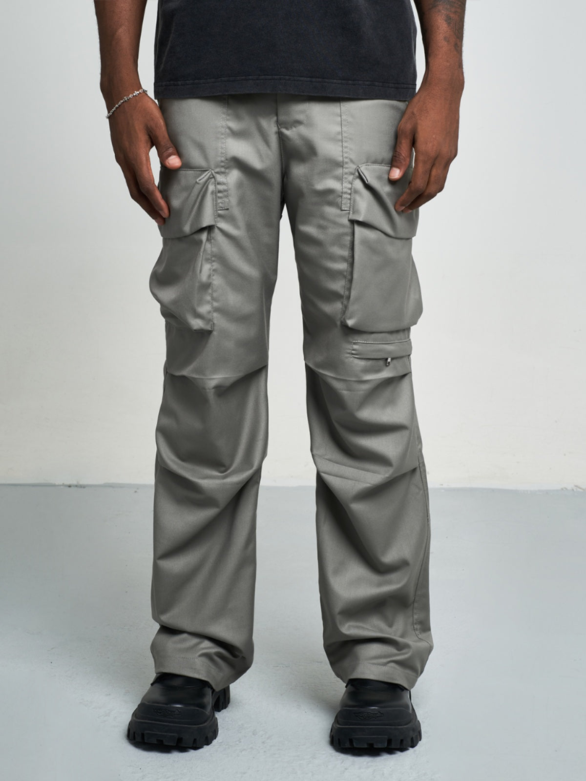 F3F Select Multi Pockets Skinny Cargo Pants | Face 3 Face