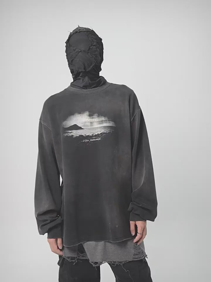 UNDERWATER Isolated Island Printed Long Sleeve Tee