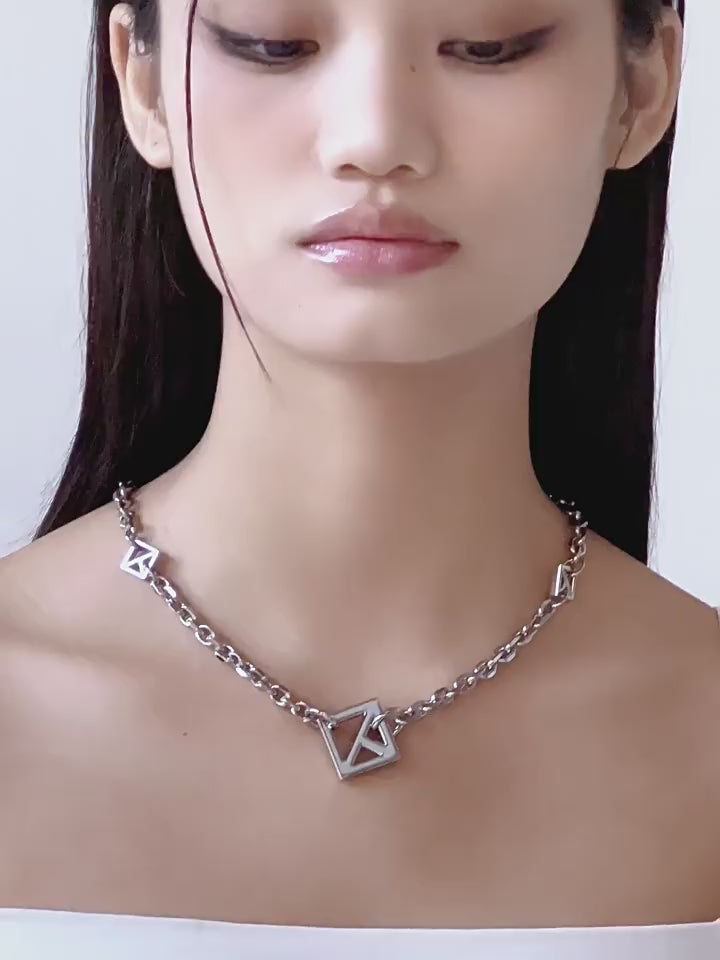 NboStore LOGO Chain Necklace | Face 3 Face