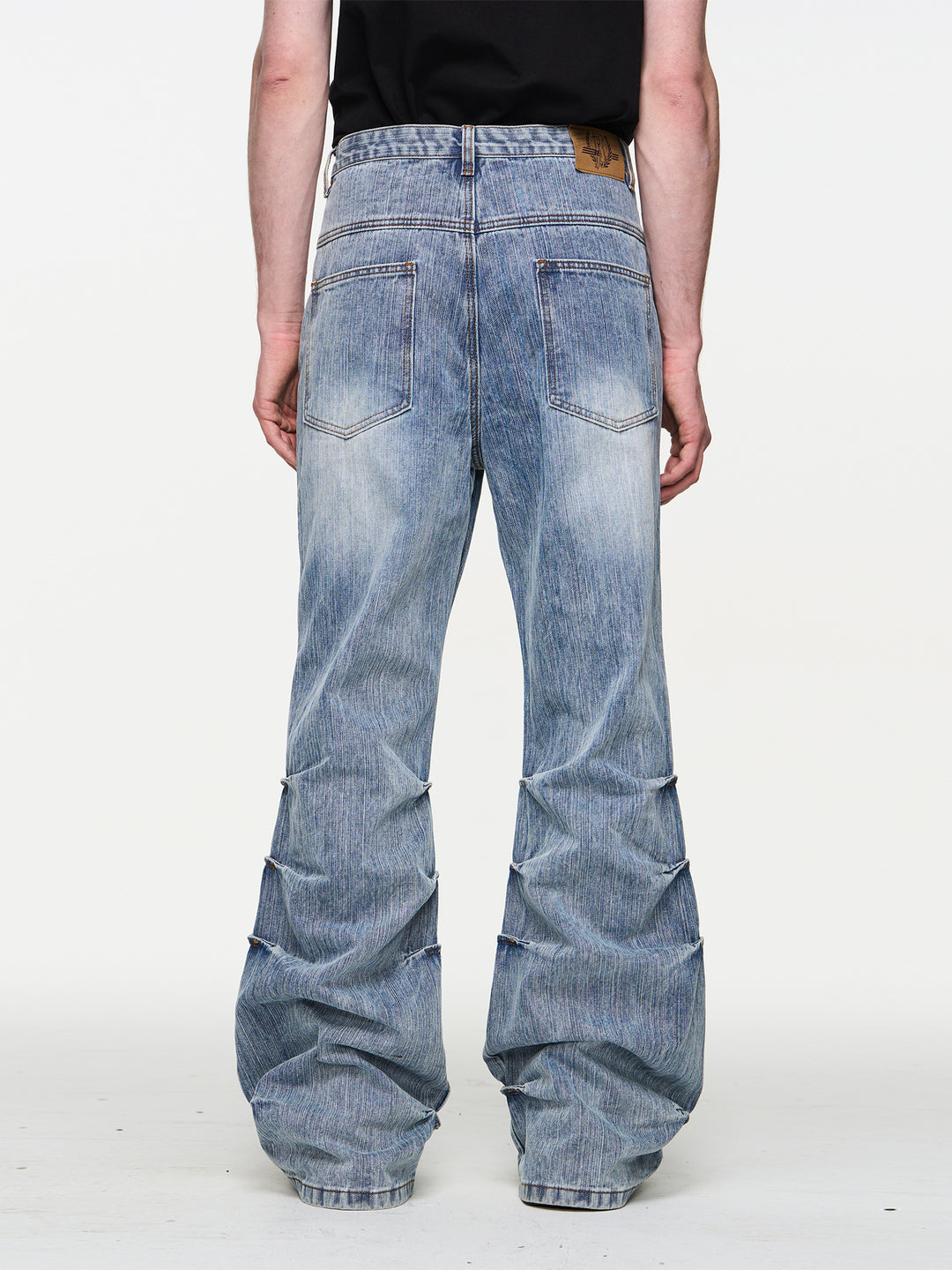 BLIND NO PLAN Washed Bamboo Pinch Pleat Denim Jeans