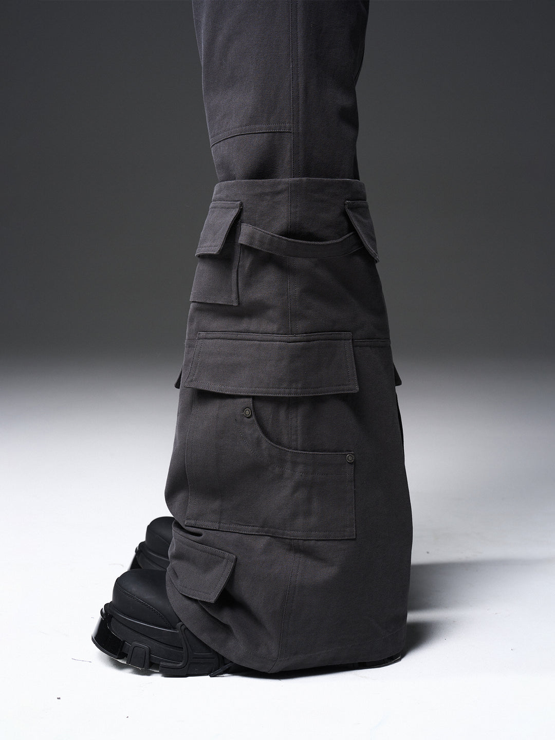 BLIND NO PLAN x BLACK8 Heavy Crafted Tube Boots Work Pocket Trousers