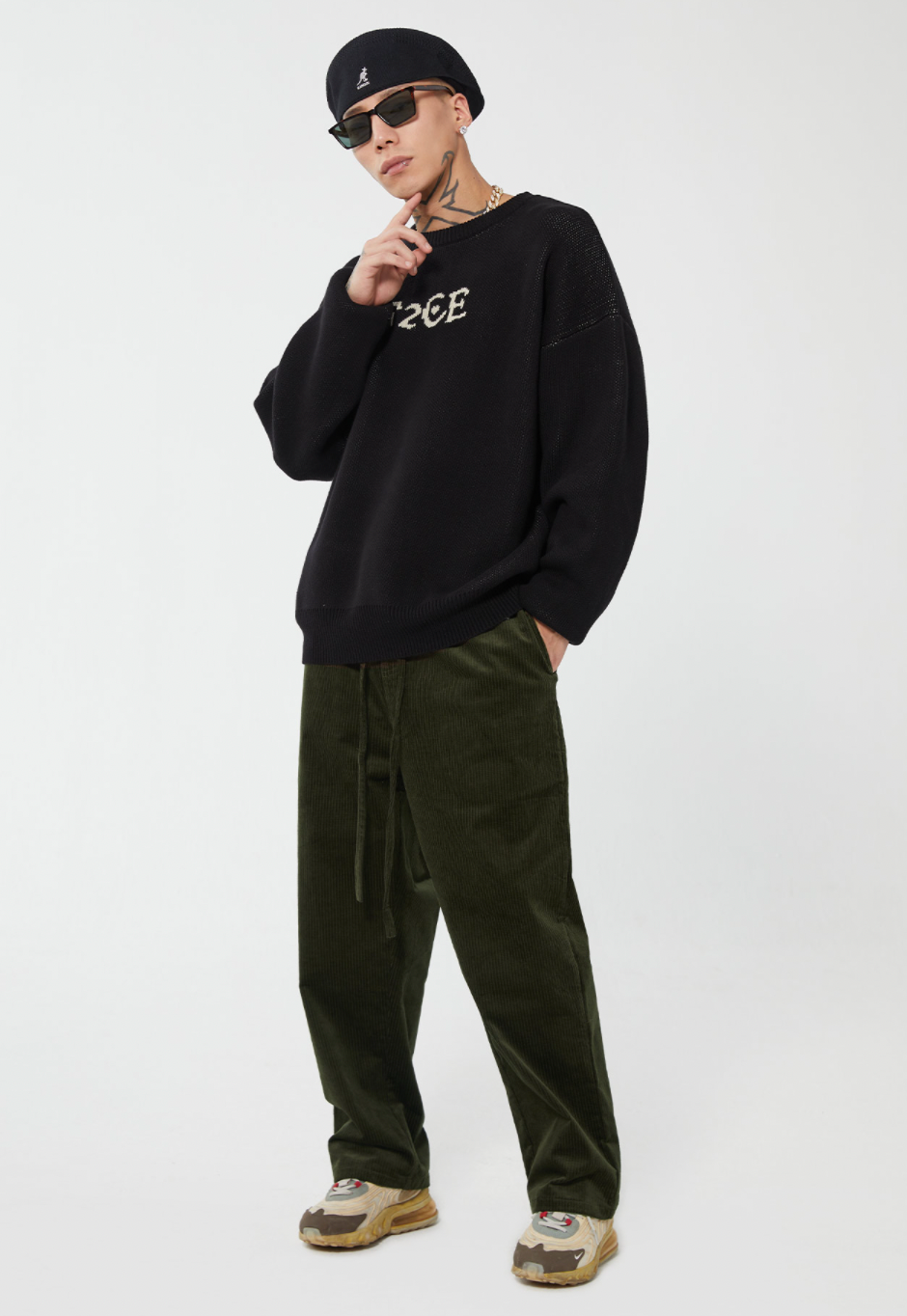 F2CE Love Heart LOGO Knit Sweater | Face 3 Face