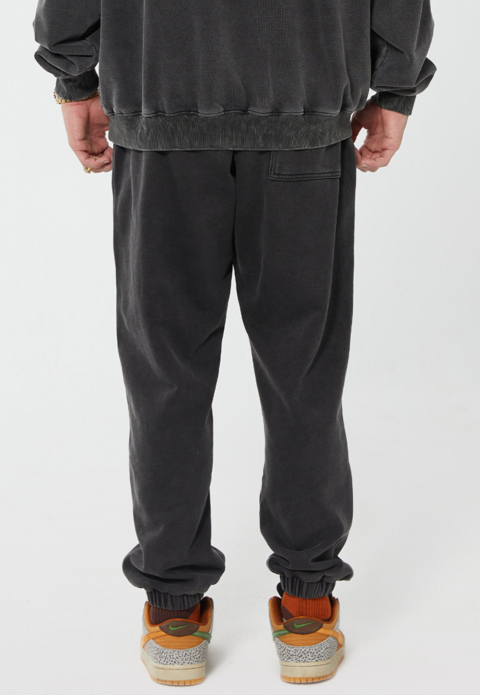 F2CE Embroidered Logo Basic Sweatpants | Face 3 Face