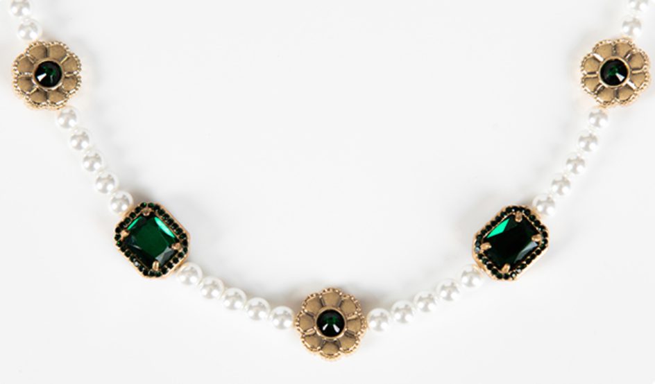 SALUTE Daisy Flower Gemstone Necklace | Face 3 Face