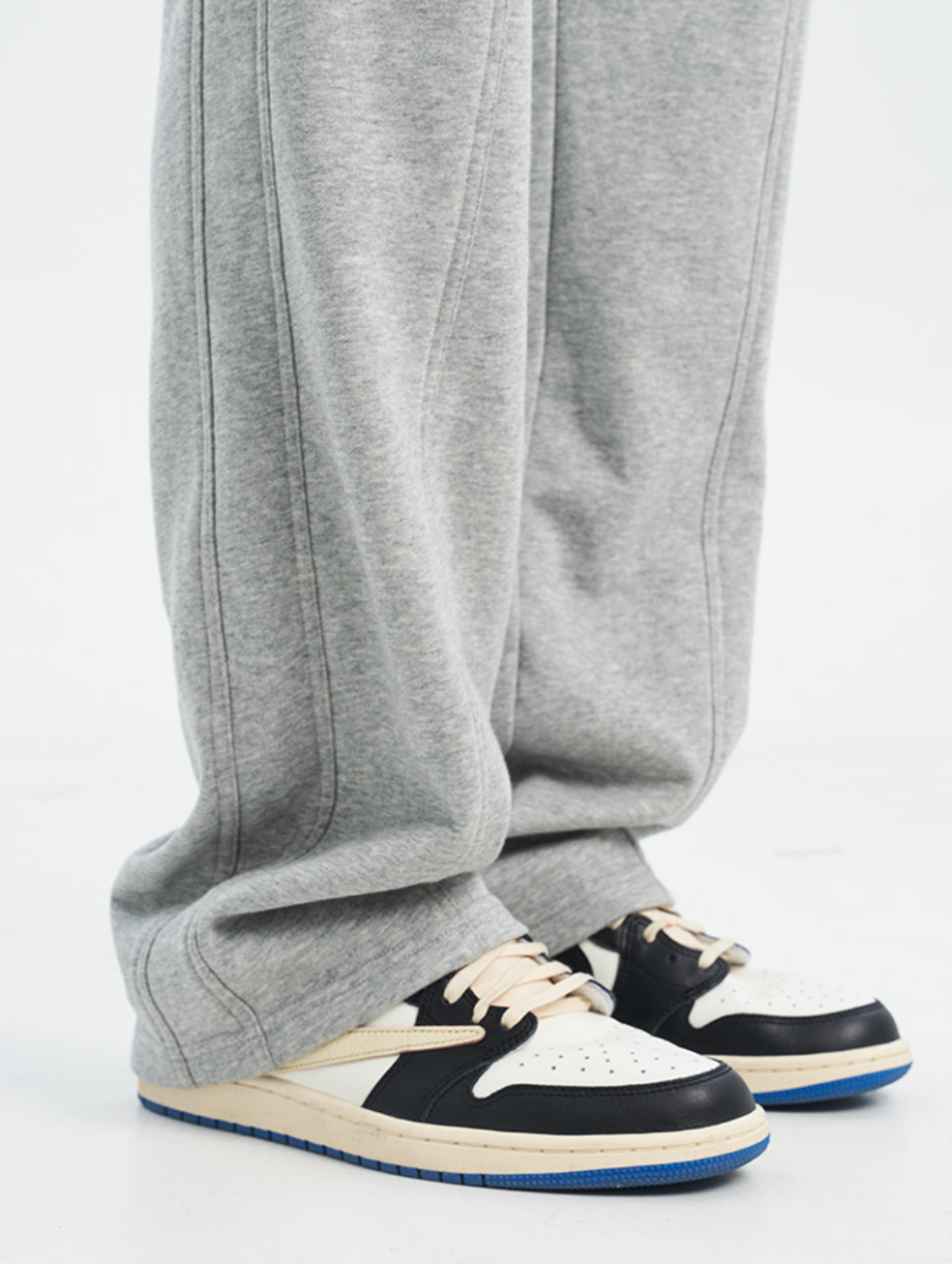 Harsh and Cruel Dimensional Pleated Sweatpants