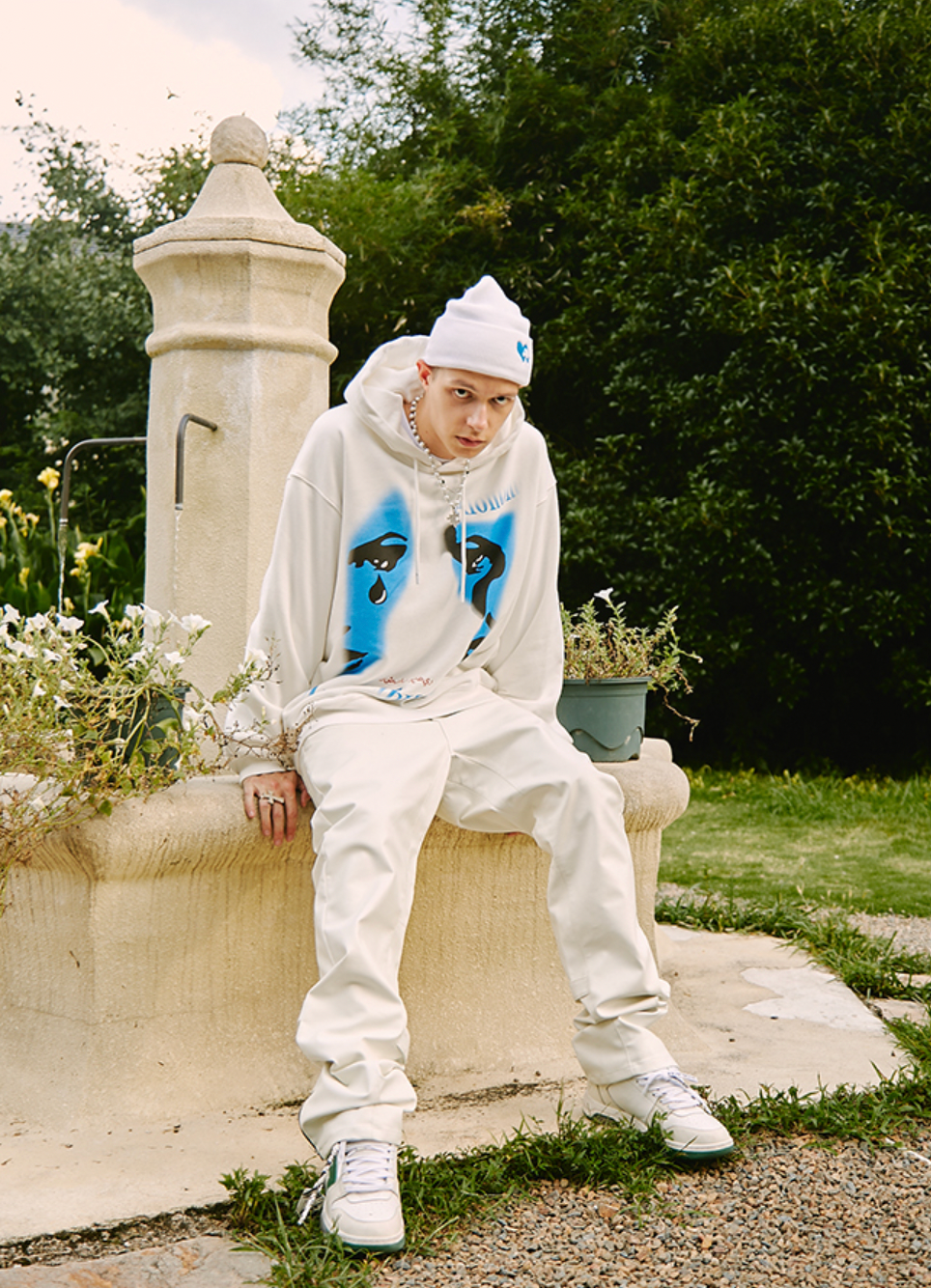 YADcrew Abstract Face Print Hoodie