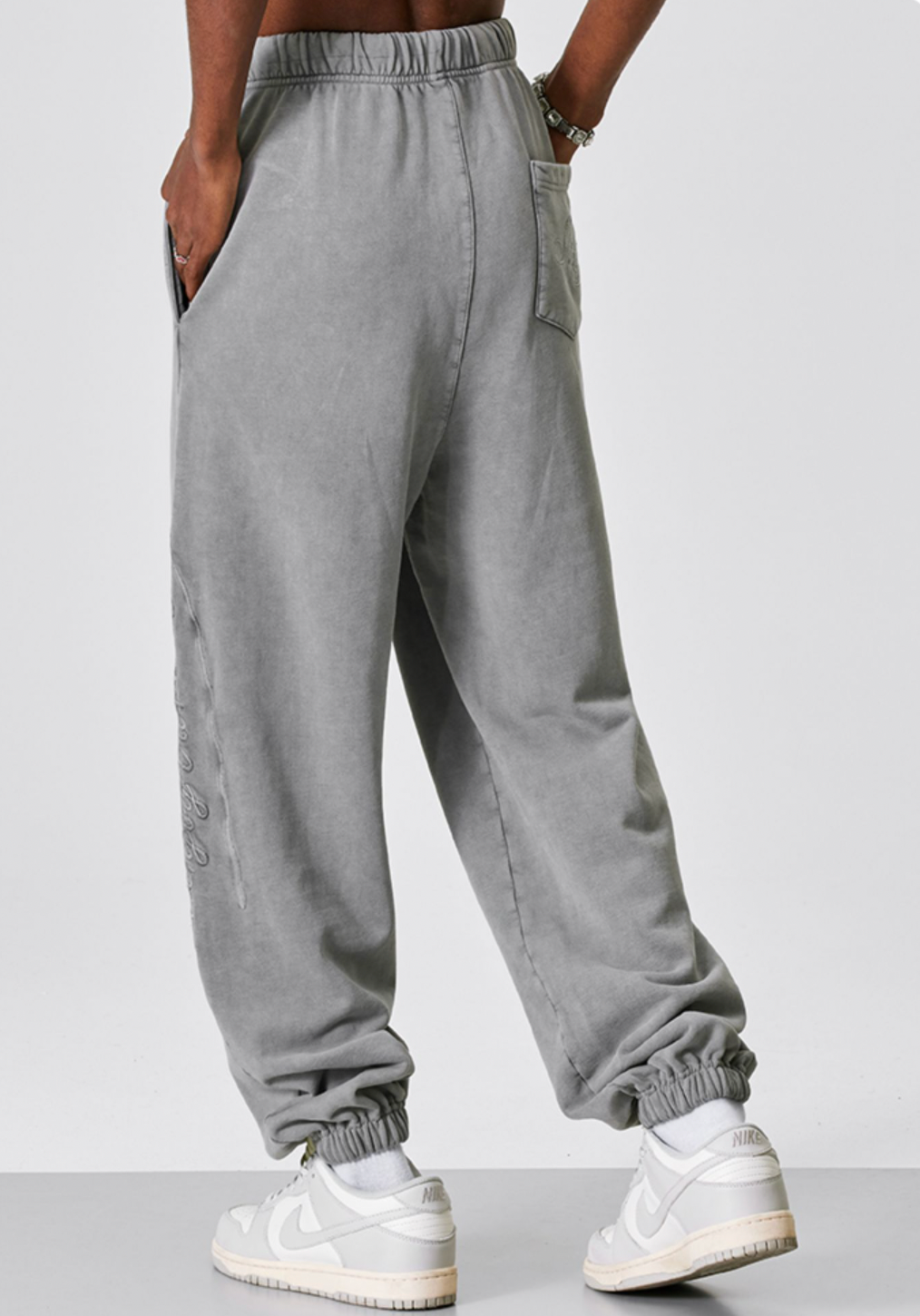 MEDM Washed Embroidered Sweatpants