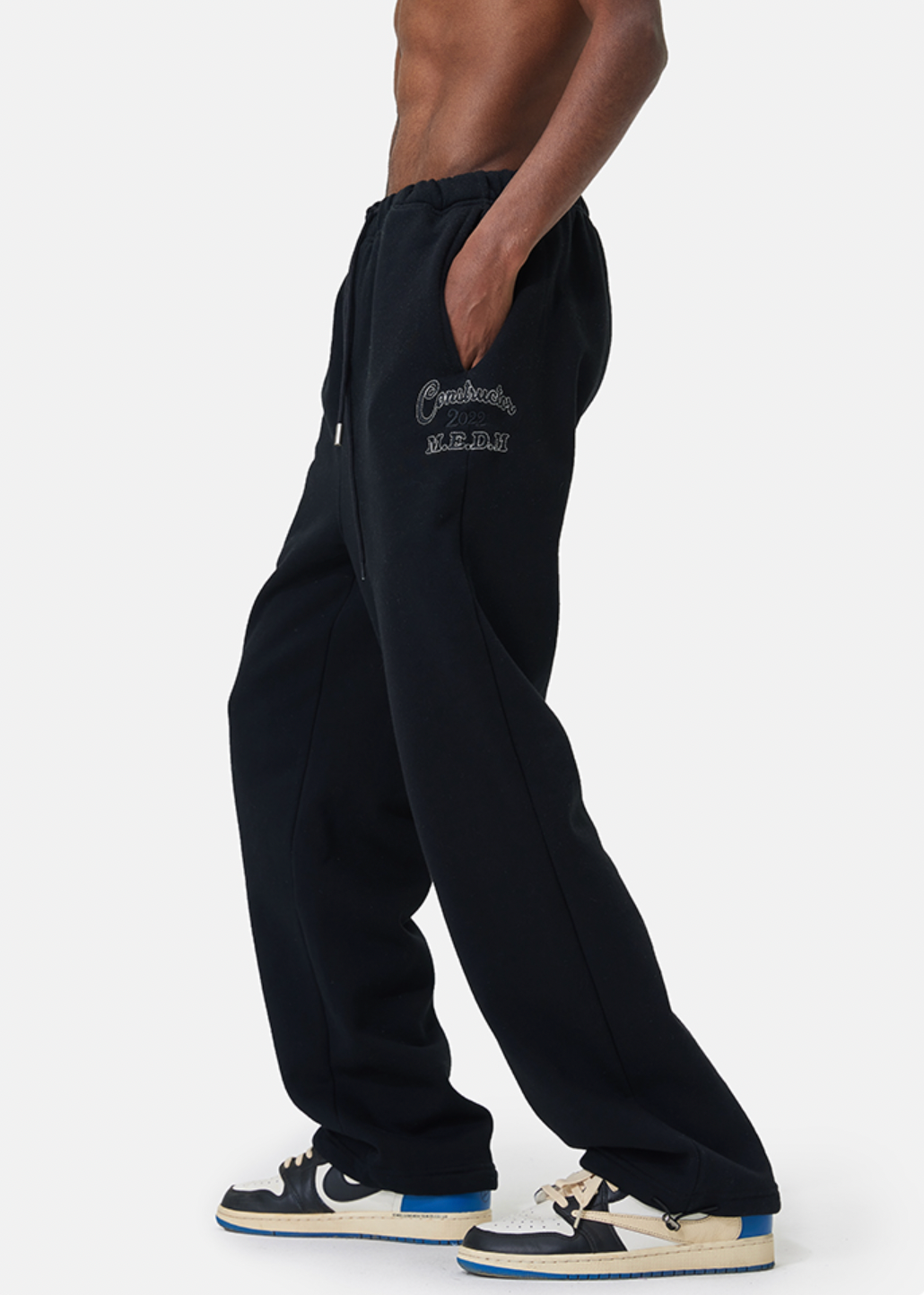 MEDM Embroidered Sweatpants
