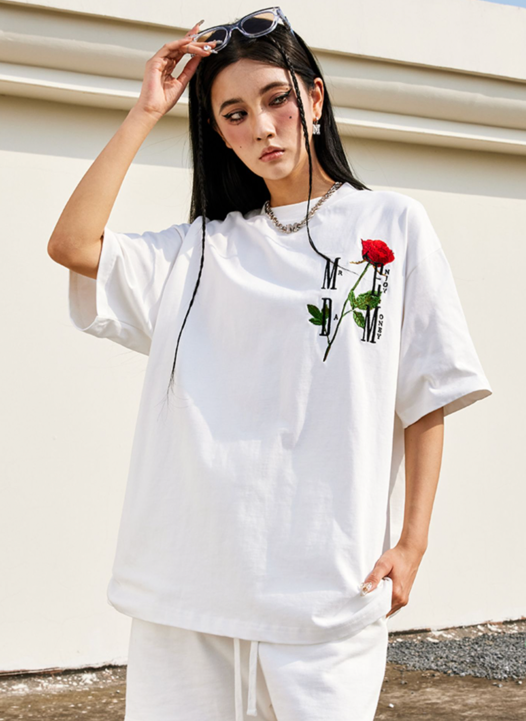 MEDM  Rose 3D Embroidery Tee