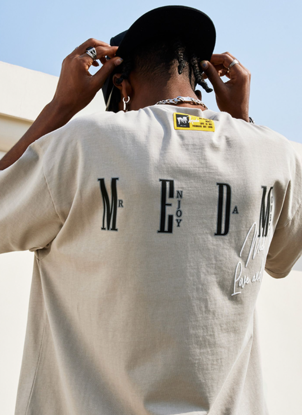 MEDM Peace Pigeon Foam Printing Tee