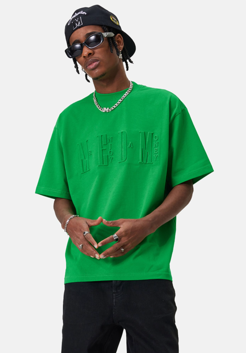 MEDM Letter Embossing Five Point Tee