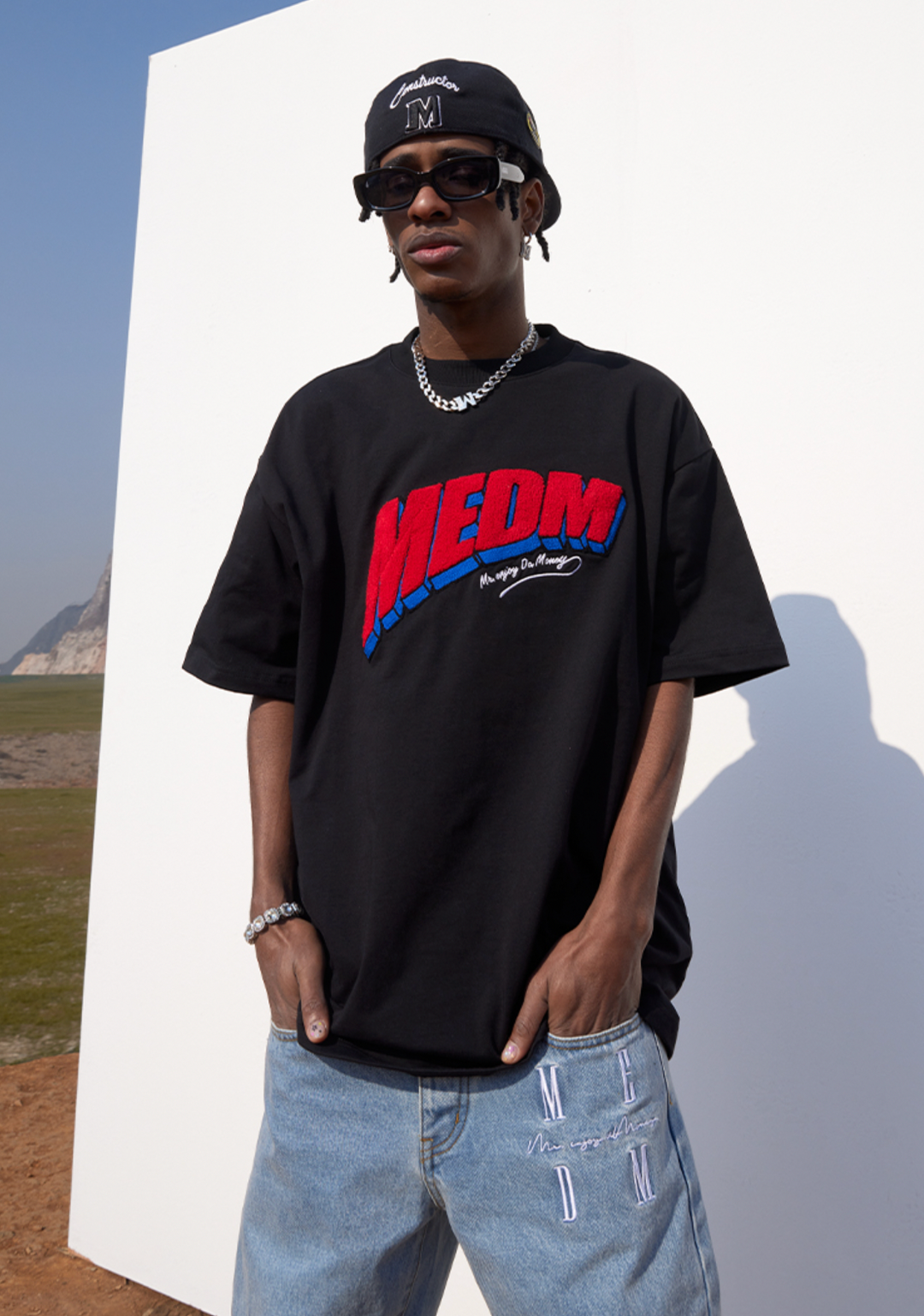 MEDM Oblique Row Logo Tee