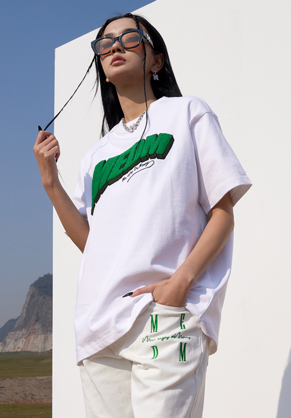 MEDM Oblique Row Logo Tee