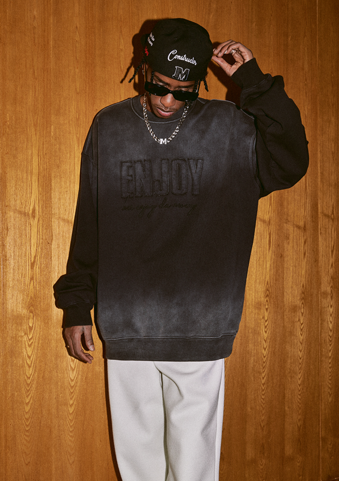 MEDM Gradient Embroidery Sweatshirts