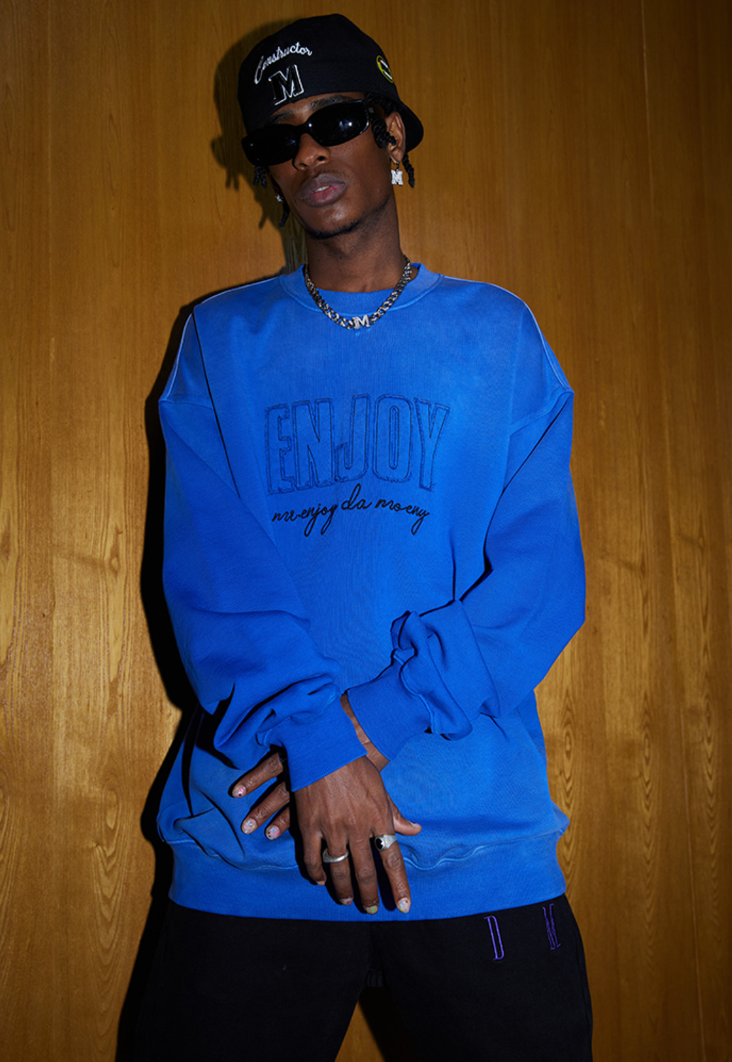 MEDM Gradient Embroidery Sweatshirts