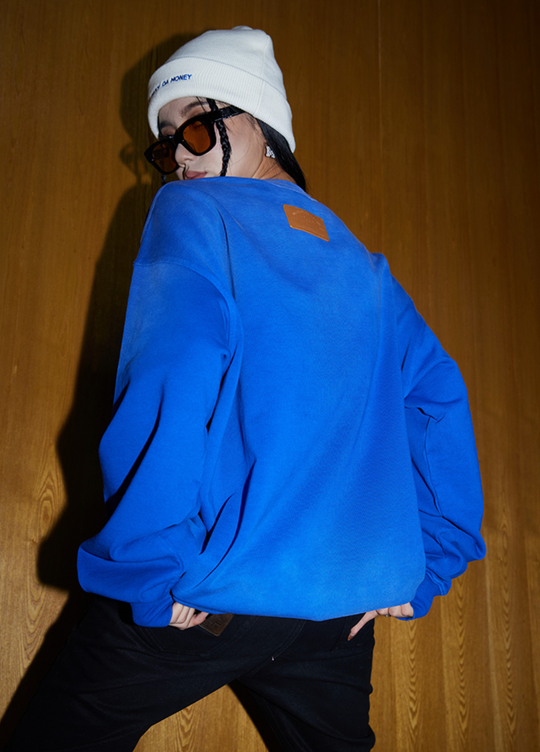 MEDM Gradient Embroidery Sweatshirts