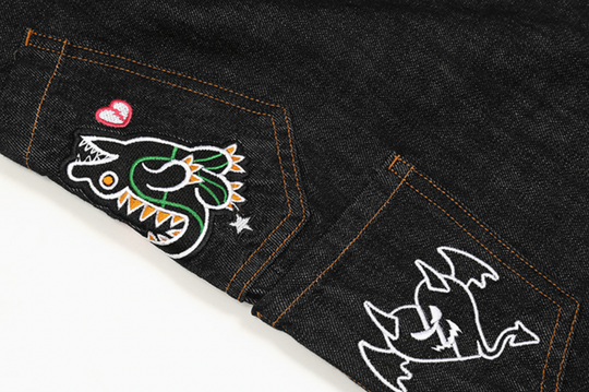 Cashrules Multi Pocket Love Embroidery Denim Pants