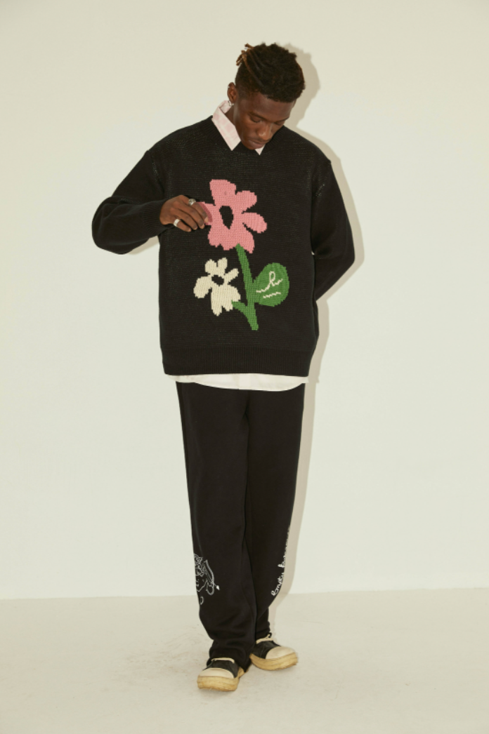 EMPTY REFERENCE Flower Knit Sweater