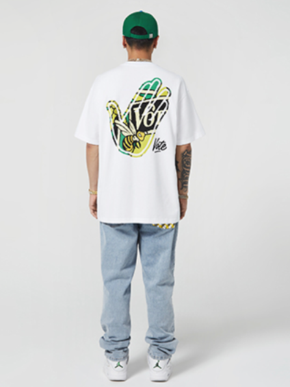 VOTE Basic Logo Bee Tee