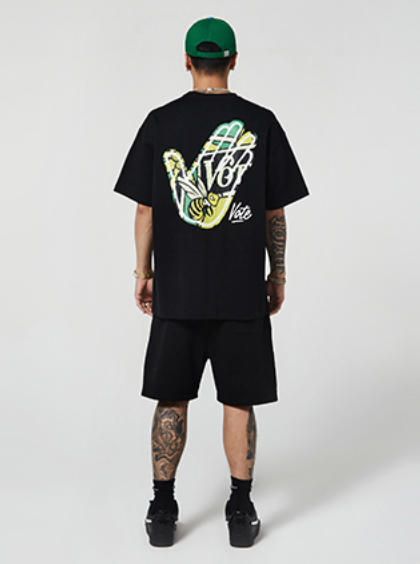 VOTE Basic Logo Bee Tee