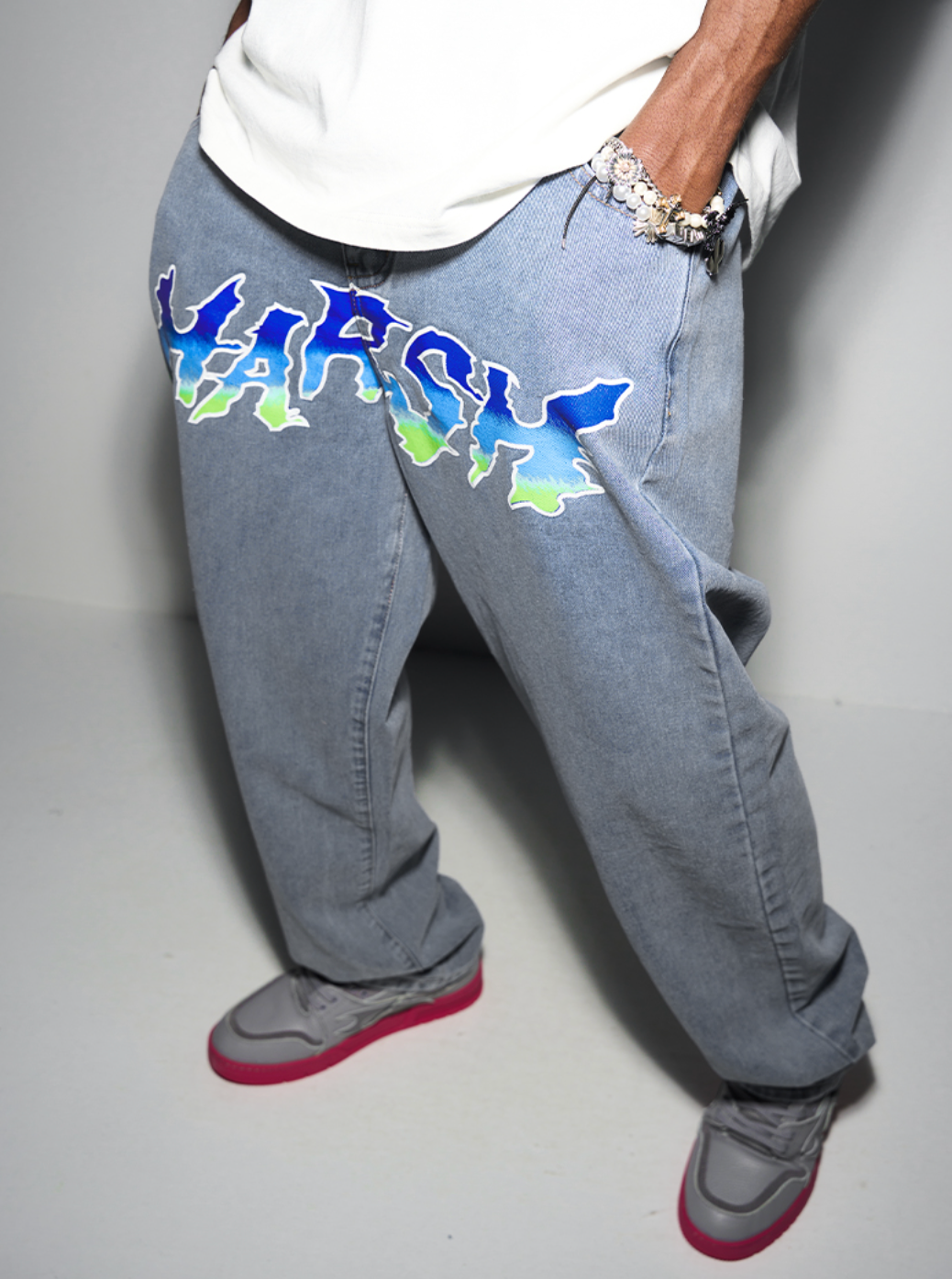 Harsh and Cruel Gradient Logo Loose Denim