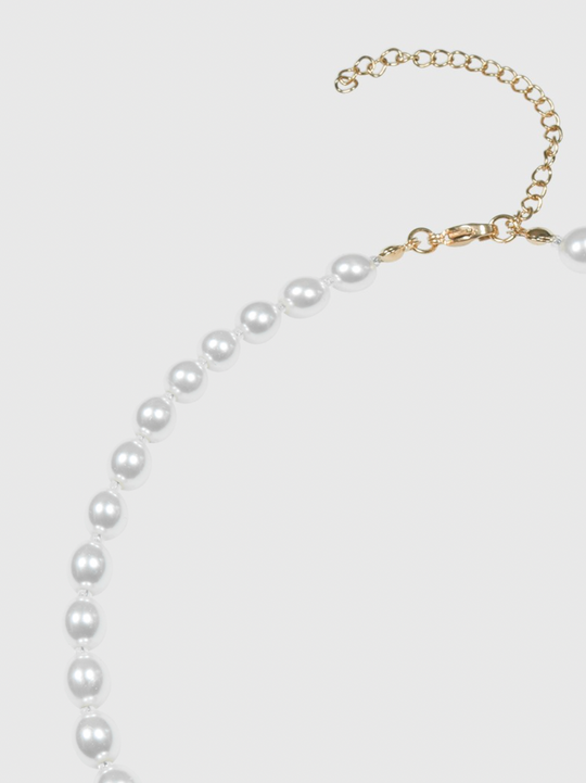 AWE Crystal Bow Pearl Necklace